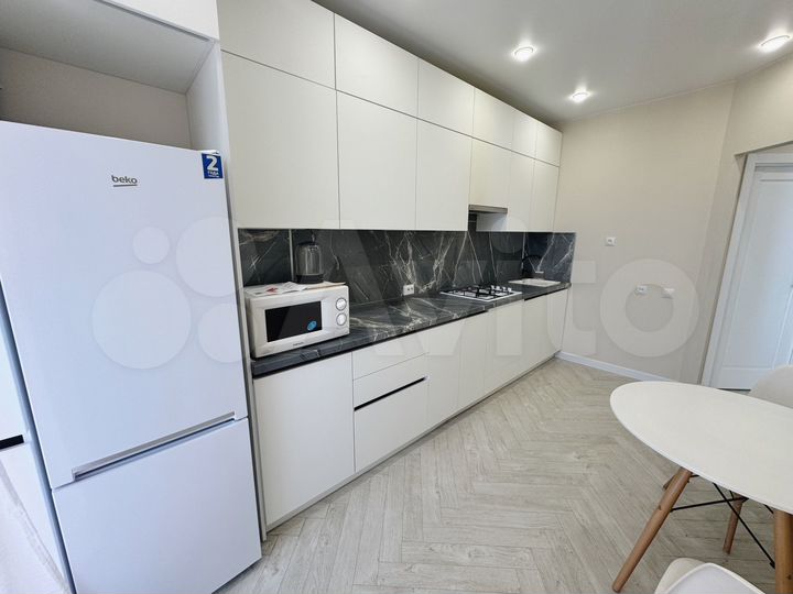 1-к. квартира, 42 м², 3/9 эт.