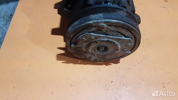 Компрессор кондиционера на Daewoo Espero