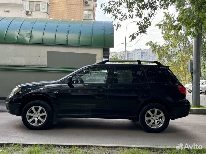 Mitsubishi Outlander 2.4 AT, 2003, 275 000 км