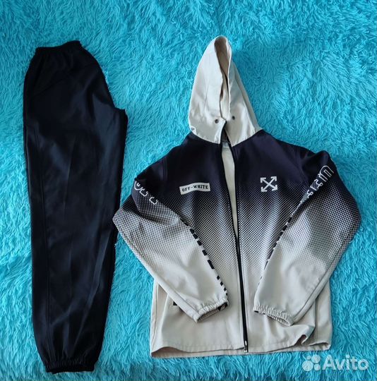 Спортивный костюм