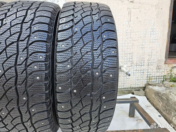 Viatti Bosco Nordico V-523 215/55 R17 94T