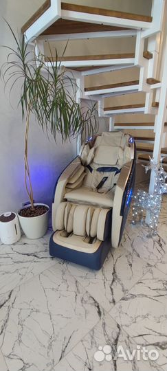 Массажное кресло Rovos 657