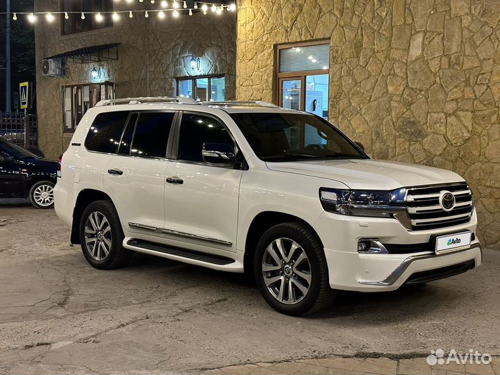 Toyota Land Cruiser, 2016