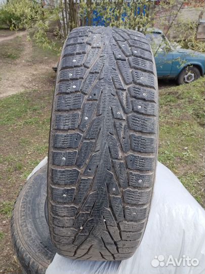 Nokian Tyres Hakkapeliitta 7 235/65 R17