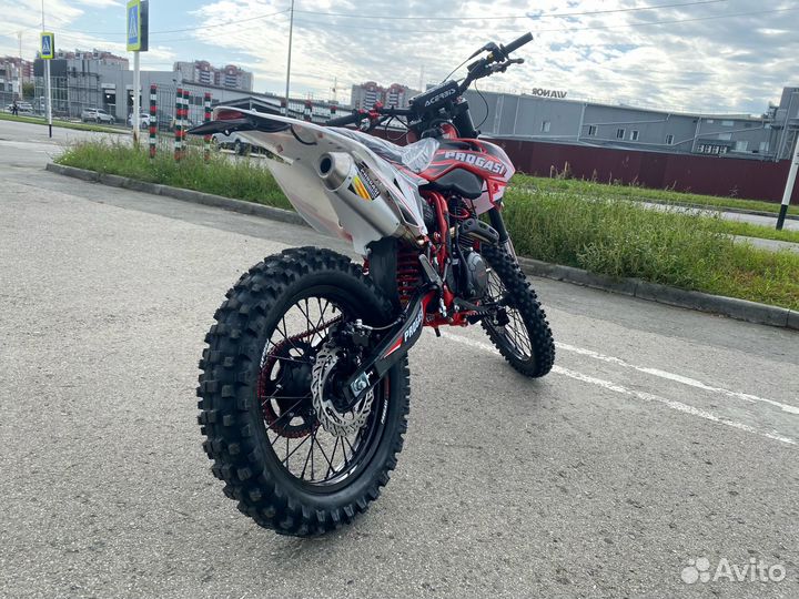 Мотоцикл кроссовый progasi super MAX 250
