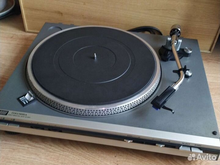 Проигрыватель винила 