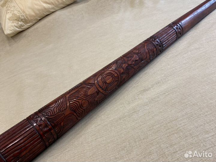 Диджериду из красного дерева