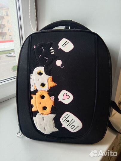 Рюкзак школьный