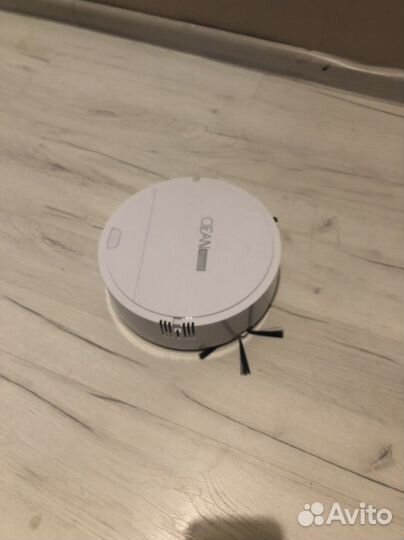 Робот пылесос cleaner