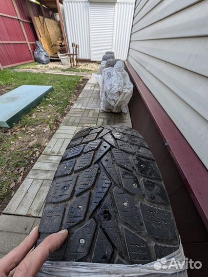 Dunlop Grandtrek Ice 02 225/55 R18 102