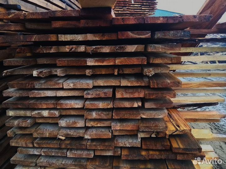 Уютные доски из сосны для создания мебели