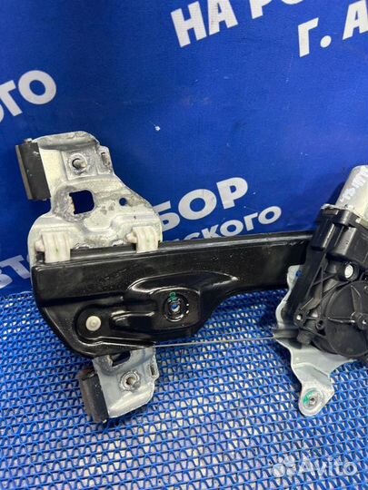 Передний правый стеклоподъемник Chevrolet Aveo