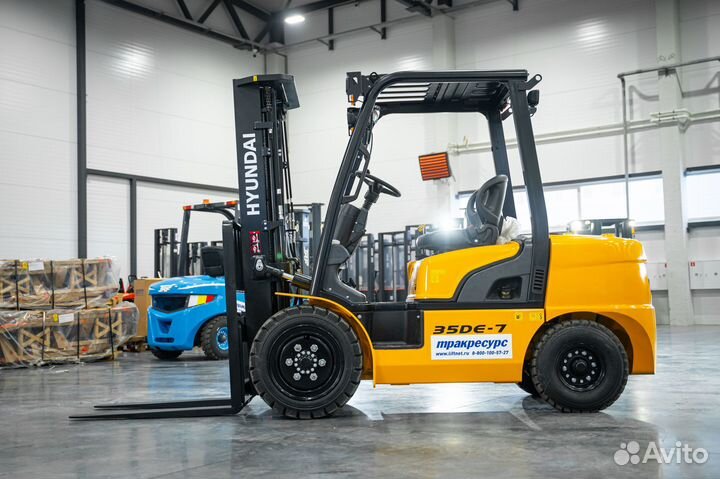 Вилочный погрузчик Hyundai 35DE-7, 2023