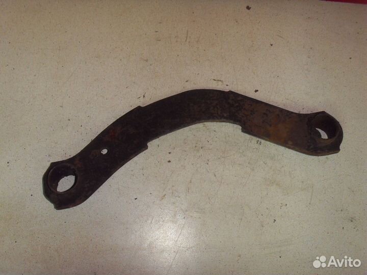 Рычаг задний верхний MN184100 Mitsubishi Outlander