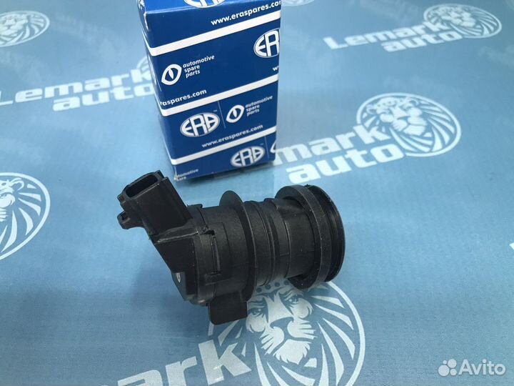 Насос стеклоомывателя Toyota Highlander