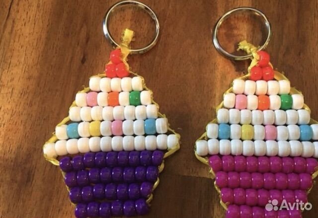 Украшения из бисера