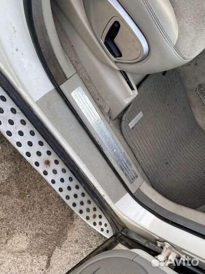 Накладки порогов внутренние Mercedes ML W164
