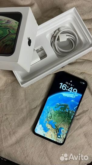 iPhone Xs Max, 64 ГБ