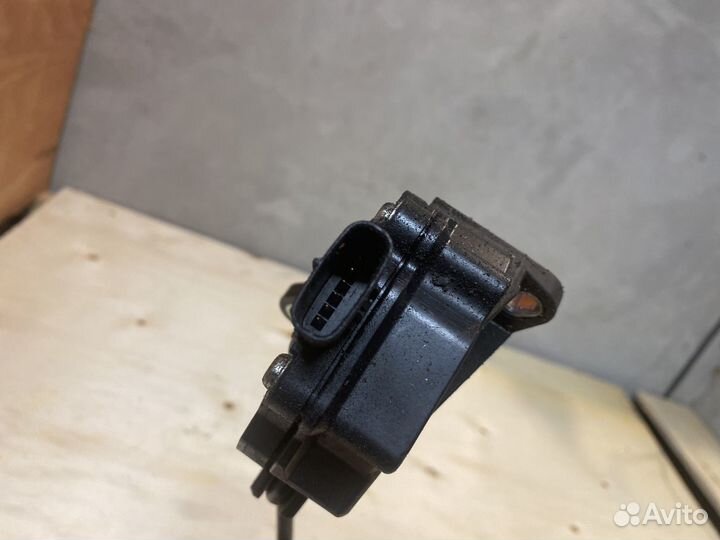 Педаль газа Toyota camry acv40