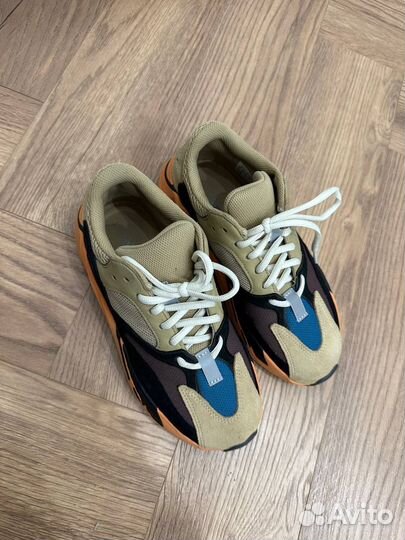 Кроссовки adidas yeezy