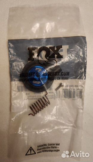 Блокировка велосипедной вилки FOX Grip PTU 2020 82