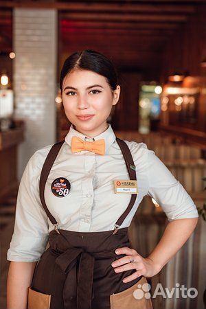 Начинающий официант