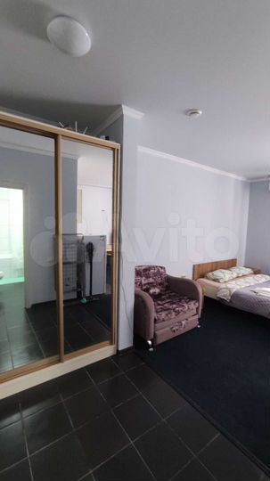 1-к. квартира, 40 м², 1/4 эт.