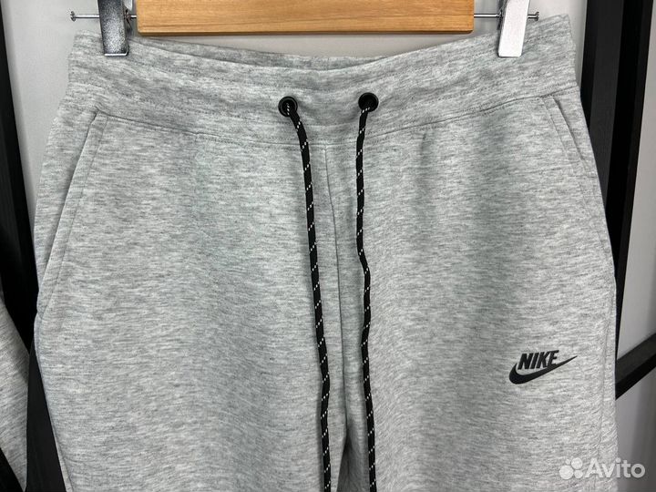 Спортивный костюм Nike Tech Fleece