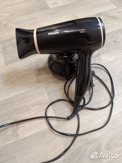Фен Philips Essential Care compact 1800w