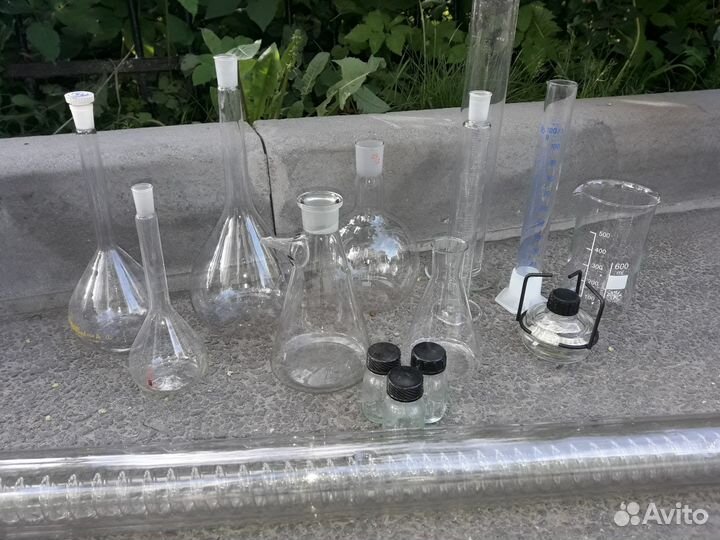 Лабораторная посуда. Мензурки, старинное и тд