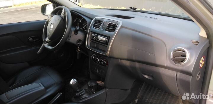 Renault Sandero Stepway 1.6 AMT, 2015, 47 000 км