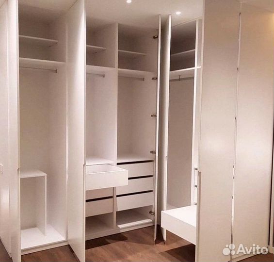 Шкафы в прихожую от мебельной фабрики