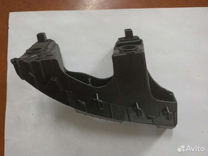 Кронштейн бампера subaru 57707AL370