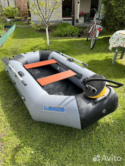 Лодка весельная двухместная