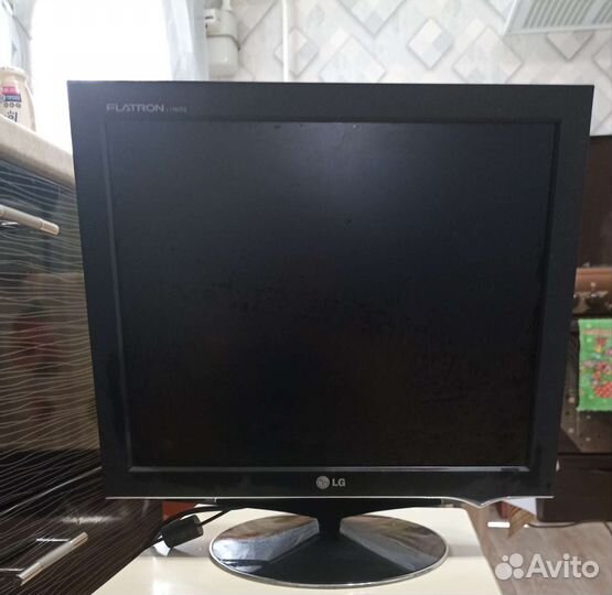 Монитор LG