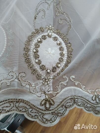 Тюль сетка, вышивка с бархатом и жемчугом