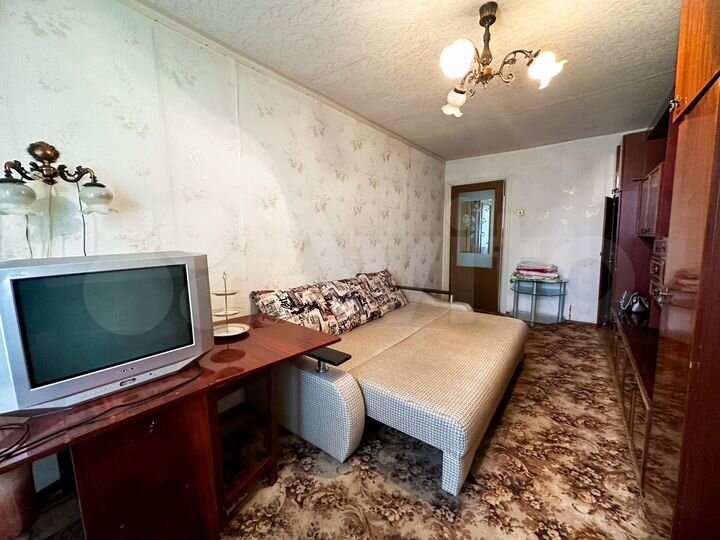 2-к. квартира, 40 м², 1/2 эт.