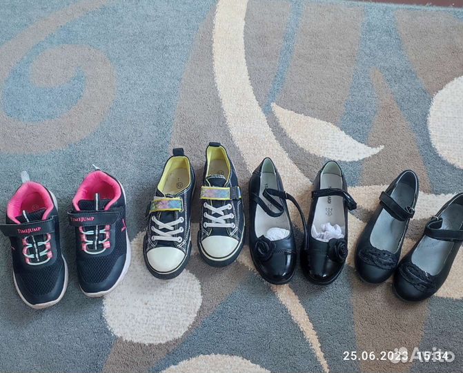 Продам обувь для девочки, стоимость за одну пару