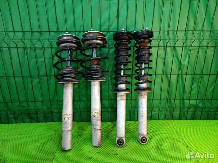 Комплект стоек Bmw 530 E39 M54B30 2003