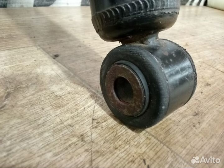 Стойка амортизатора подвески задняя Mazda 6 GH