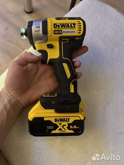 Импакт dewalt XR DCF 887 N