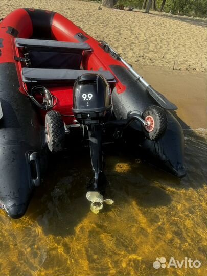 Моторная лодка Gladiator 350 9.9