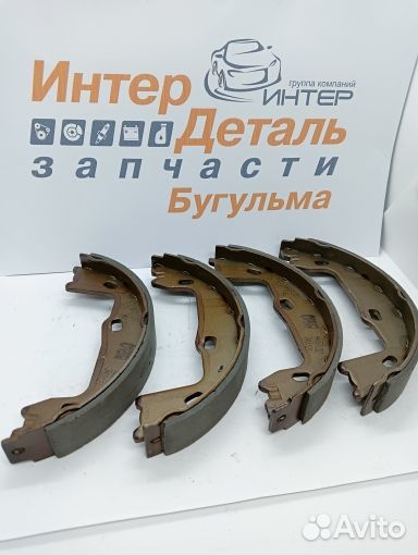 Комплект барабанных тормозных колодок Opel