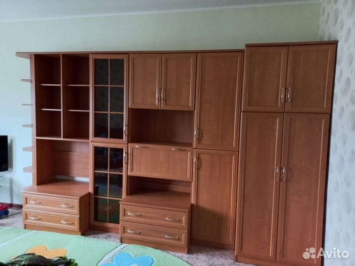 Продам стенку бу