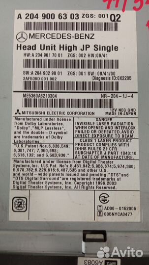 Магнитола с дисплеем Мерседес W204