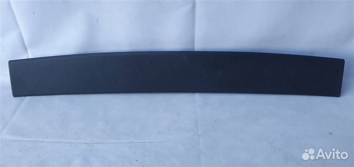 Обшивка двери багажника Volkswagen Tiguan 2020