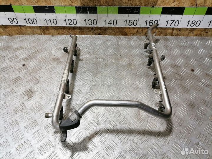 Рейка топливная рампа Ml 163