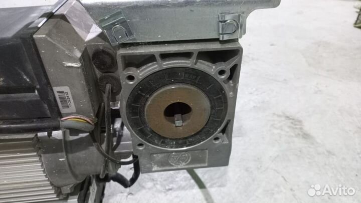 Привод Elektromaten SI 5.250-30,00 FU