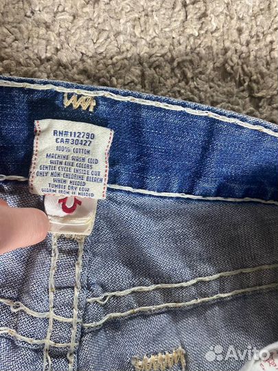 Джинсы True Religion