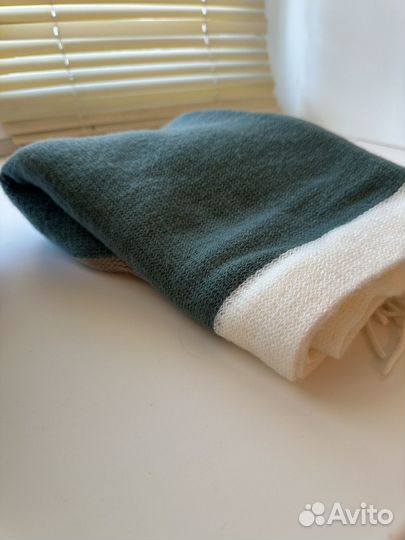 Шапки и шарф женские